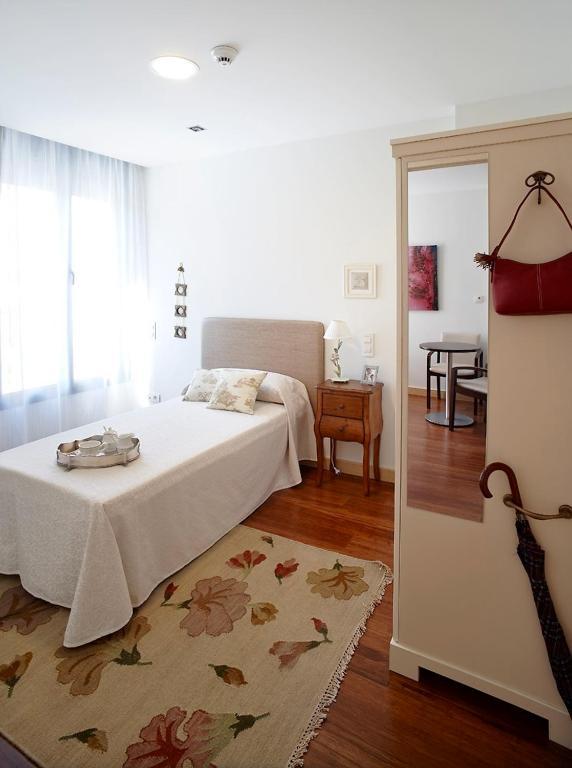 Aparthotel Ovida Oviédo Zimmer foto