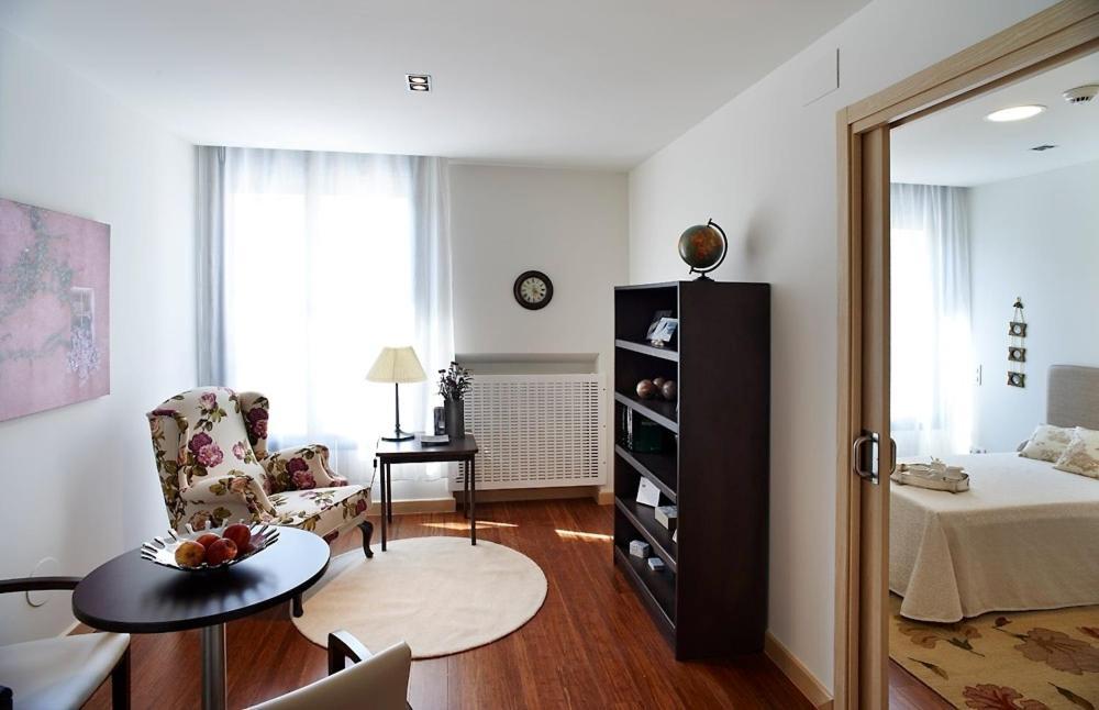 Aparthotel Ovida Oviédo Zimmer foto